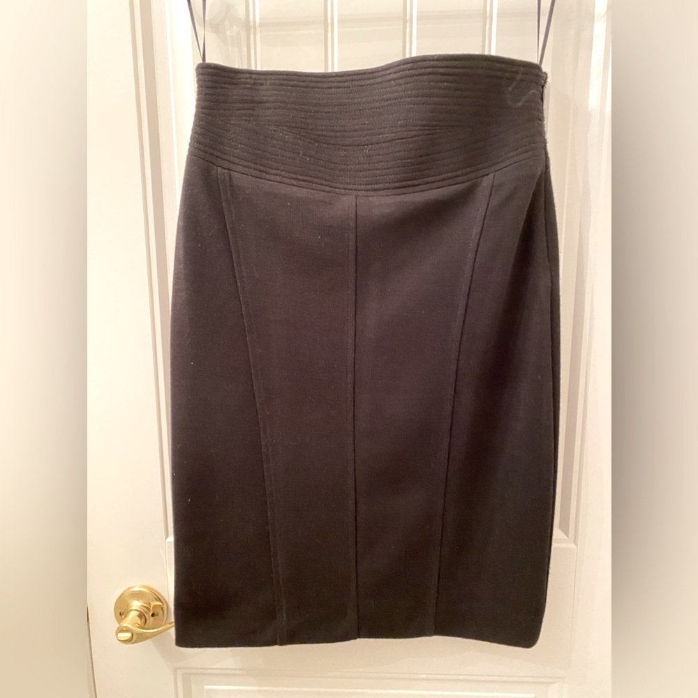 NWOT Mango Suit Size Medium Black Lined Tapered Pencil Skirt